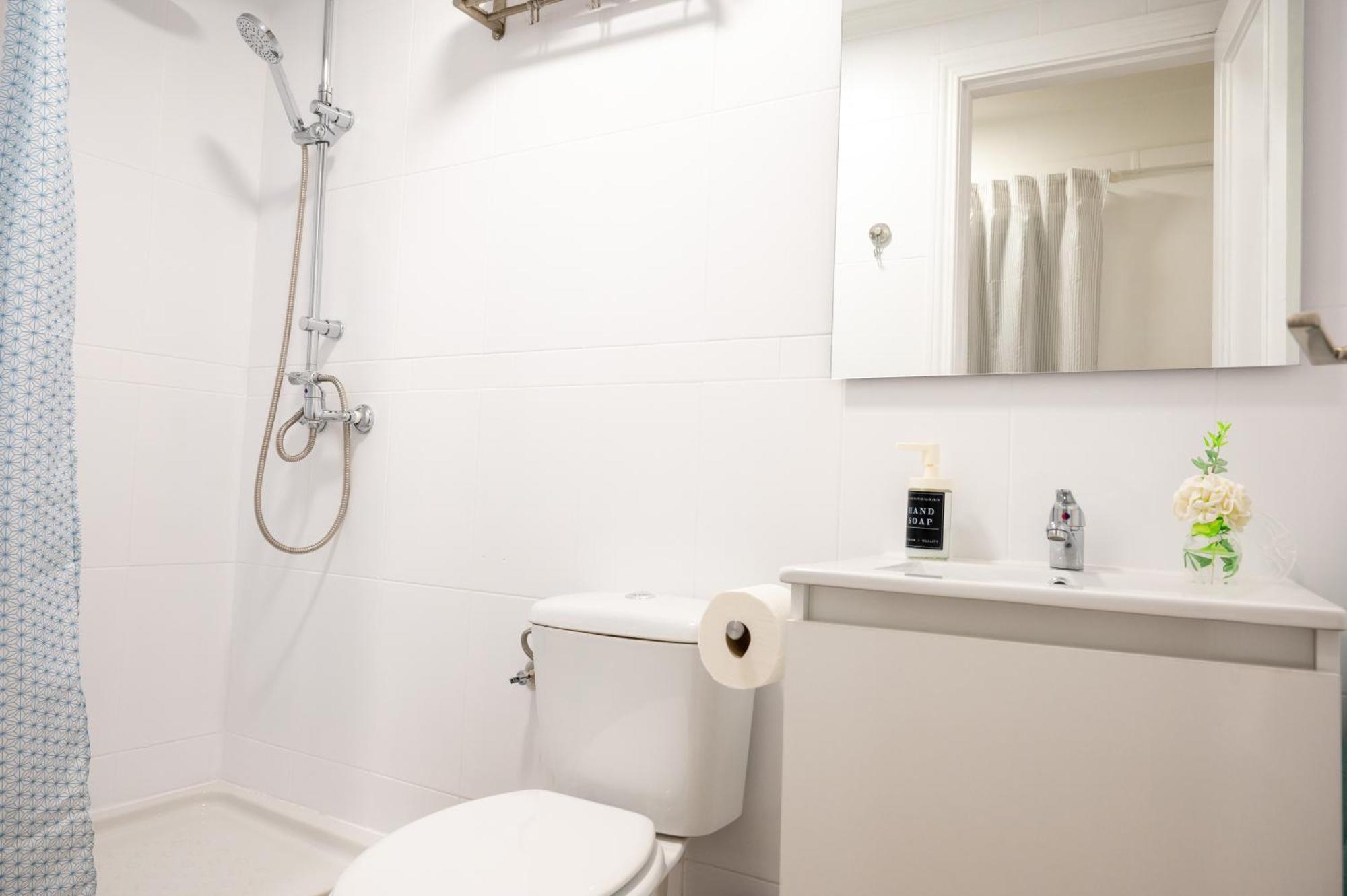 Acogedor Apartamento En Malaga Playa 2 Extérieur photo